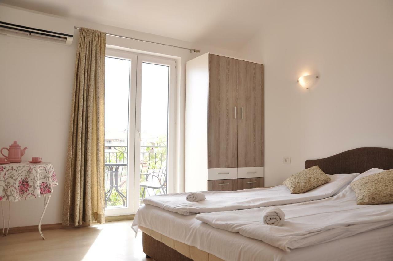 Guest House Damjana Будва Экстерьер фото
